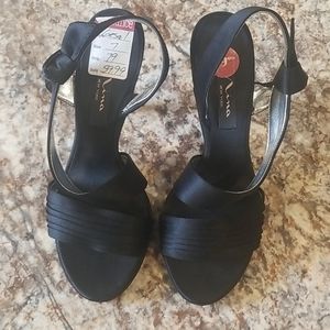 Brand new Nina New York Black High Heels